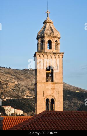 Dubrovnik Altstadt Dächer und Glockenturm, Kroatien Stockfoto