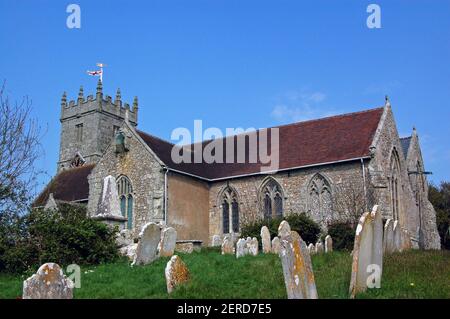 Pfarrkirche Allerheiligen im Dorf Godshill auf der Isle of Wight. Die heutige Kirche stammt größtenteils aus dem 14th. Jahrhundert. Die Legende hat es Stockfoto