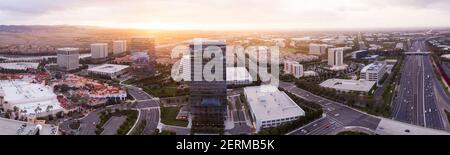 Luftaufnahme der Skyline von Irvine, Kalifornien, USA. Stockfoto