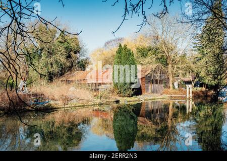 Maidenhead, Berkshire, Großbritannien, Freitag, 26/02/2021, Peter Freebody's, Werkstatt und Bootsreparatur von Redundent, allgemeine Ansicht, Boulters Lock Stockfoto