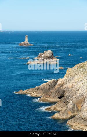 Der atlantik an der Pointe du Raz in Cap Sizun, in Finistère, Britanny, Frankreich Stockfoto