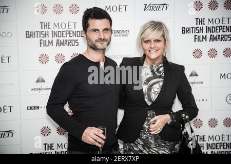 Raffaello Degruttola (Regisseur des Films) und Rebecca Atkinson (Star of the Movie) Bei der Bekanntgabe der Nominierungen und Jury für die 2014 Moë Stockfoto