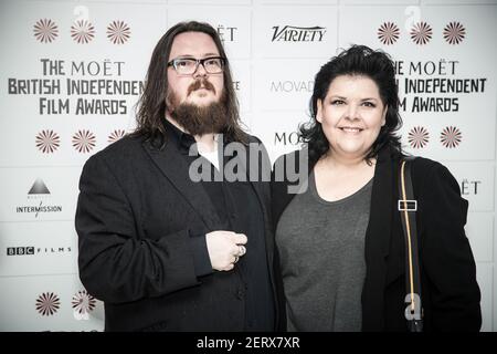 Iain Forsyth und Jane Pollard (Direktoren von 20.000 Days) Bei der Bekanntgabe der Nominierungen und Jury für die 2014 Moët British Independent Film Aa Stockfoto