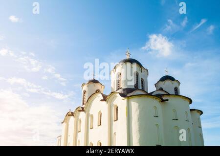 St. Nikolaus-Kathedrale, alte mittelalterliche Kirche im Hof Jaroslaws in Weliki Nowgorod, Russland Stockfoto