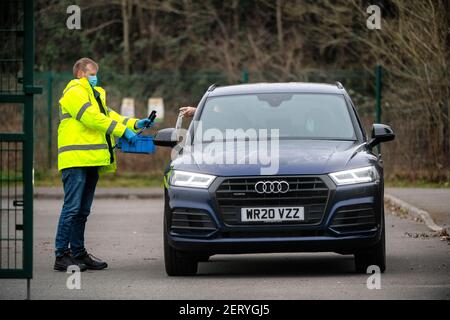 Ein Surge-Test-Programm in mehreren Postleitzahlen von Bristol und South Gloucestershire zu versuchen und verfolgen eine brasilianische Variante von Covid-19. Stockfoto