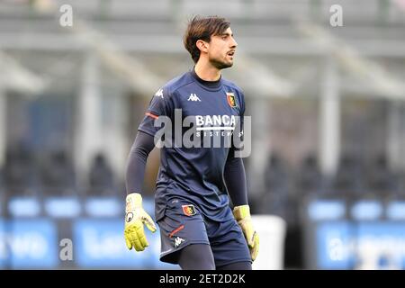 Mailand, Italien. Februar 2021, 28th. Torwart Mattia Perin von Genua gesehen während der Warm-up vor der Serie EIN Spiel zwischen Inter Mailand und Genua bei Giuseppe Meazza in Mailand. (Foto Kredit: Gonzales Foto/Alamy Live News Stockfoto