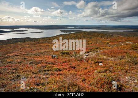 Blick von Keimiötunturi in Richtung Jerisjärvi Stockfoto