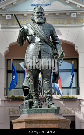 Statue von "uns Hem" ("Unser Vater") Willem Lodewijk van Nassau-Dillenburg (1560-1620), Stadthalter oder Stadhouder von Friesland Leeuwarden City Centre, Niederlande, Niederländisch, Friesland Stockfoto