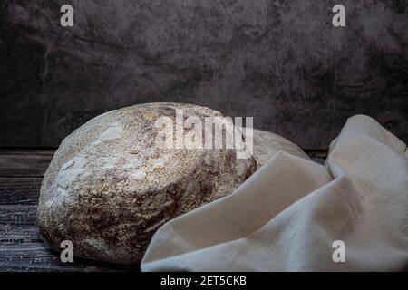 Handwerklich gebackenes Brot Sough Bio-Laib natürliche Baumwolle Brotbeutel Stockfoto