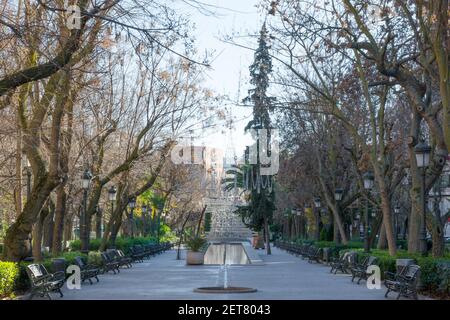 Puertollano. Paseo de San Gregorio, schöne Promenade in der Provinz Ciudad Real, Spanien Stockfoto