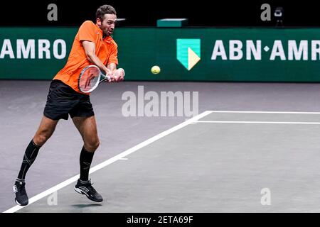 ROTTERDAM, NIEDERLANDE - MÄRZ 1: David Pel aus den Niederlanden während des ABN AMRO World Tennis Tournament 48e in Rotterdam Ahoy am 1. März 2021 Stockfoto