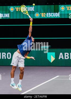 ROTTERDAM, NIEDERLANDE - MÄRZ 1: Felix Auger-Aliassime aus Kanada während des ABN AMRO World Tennis Tournament 48e in Rotterdam Ahoy am 1. März 20 Stockfoto