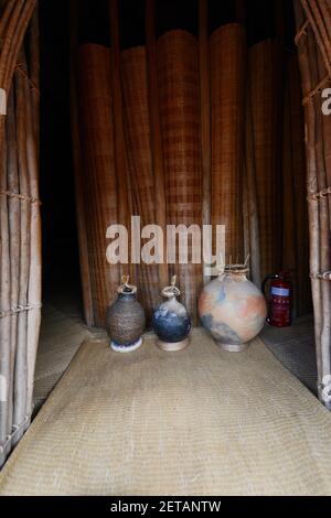 Traditionelle königliche Ruandische Hütte im ethnographischen Museum in Huye, Ruanda. Stockfoto