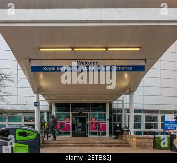 Der Haupteingang des Royal Berkshire Krankenhauses in Reading, Großbritannien Stockfoto