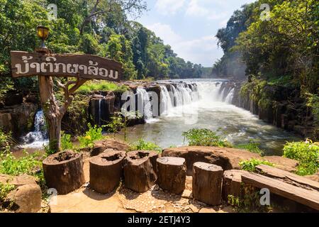 Tad pha suam Wasserfall, Champasak, im Süden von Laos. Stockfoto