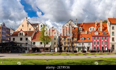 Der Livu-Platz in der Altstadt von Riga, Lettland Stockfoto