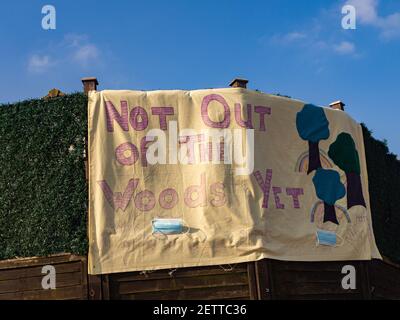 Selbstgemachtes Banner in Bezug auf Covid 19 Stockfoto