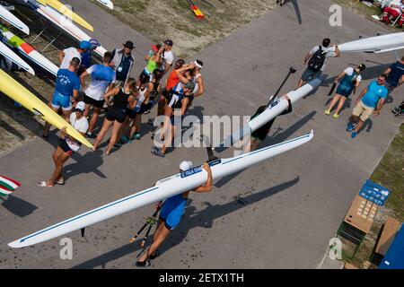 Linz, Österreich, Samstag, 24th. Aug 2019, FISA Ruderweltmeisterschaft, Regatta, Allgemeine Ansichten, des Bootsparks und der Bootspontons, [Pflichtnachweis; Peter SPURRIER/Intersport Images] Stockfoto