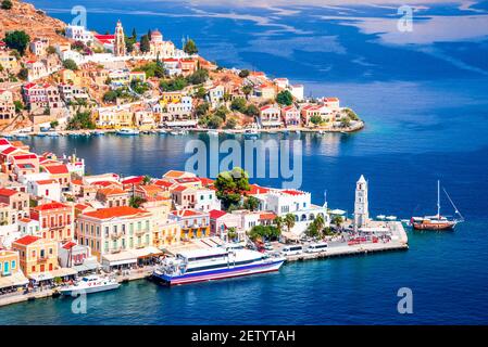 Symi Island, Griechenland. Griechenland-Inseln Urlaub Reisen ab Rhodos-Insel in der Ägäis. Stockfoto