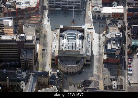 Luftaufnahme der Konzerthalle Sheffield City Hall, Sheffield, South Yorkshire Stockfoto