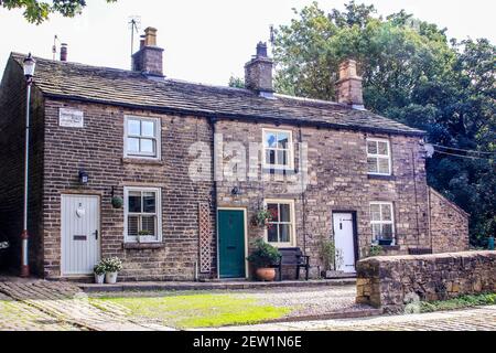 Hütten auf Queen Street, Bollington, Cheshire - Sheldon Place Stockfoto