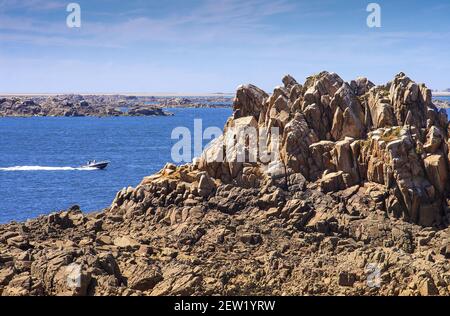 Frankreich, Côtes-d'Armor (22), île de Bréhat, rocher de la pointe du Rosédo Stockfoto