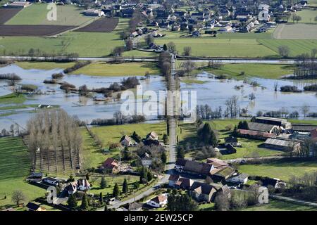 Frankreich, Territoire de Belfort, Brebotte, Autrechêne, Tal, Bourbeuse, Flut, Flut, Wiesen, Mäander (Luftaufnahme) Stockfoto