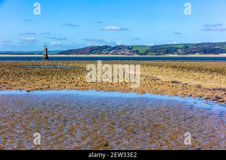 Blick über Whiteford Sands zum gusseisernen Whiteford Lighthouse Der nördlichste Strand auf der Gower Halbinsel in der Nähe von Swansea In Südwales, Großbritannien Stockfoto