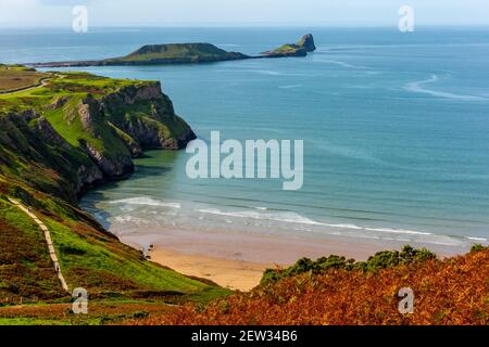 Blick auf den Worms Head eine Karbonbon-Kalksteinspitze auf der westliche Seite der Gower Peninsula in der Nähe von Swansea South Wales VEREINIGTES KÖNIGREICH Stockfoto