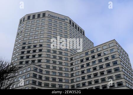 LONDON - 2nd. MÄRZ 2021: Das Gebäude der Credit Suisse am 1 Cabot Square in Canary Wharf Stockfoto