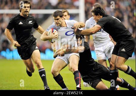 ENGLAND V NEUSEELAND IN TWICKENHAM 21/11/09. DAN HIPKISS BILD DAVID ASHDOWN Stockfoto