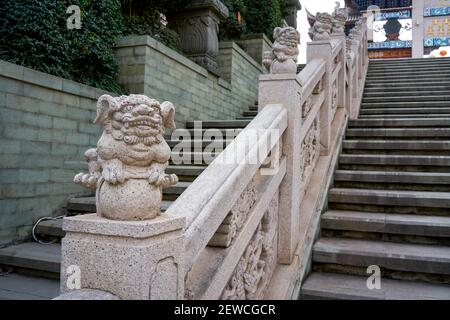 Chinesische traditionelle Einhorn Steintreppe Handlauf Stockfoto