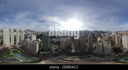 360 Grad Panorama Ansicht von Sha Tin Road Safety Park umgeben von Privatwohnungen Kong Pui Street Shatinwai New Territories Hongkong