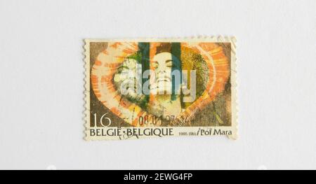 03.03.2021 İstanbul Türkei. Briefmarke. Die in Belgien gedruckte Briefmarke zeigt Kunst von Pol Mara, Serie, um 1995 Stockfoto