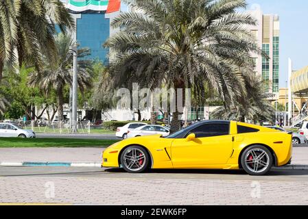 Seite von Yellow Chevrolet Corvette Z 06 in der Straße Stockfoto