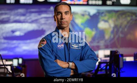 HOUSTON, TX, USA - 17. September 2020 - NASA-Astronaut Raja Chari posiert für ein Porträt, Donnerstag, 17. September 2020, im Blue Flight Control Room bei NA Stockfoto