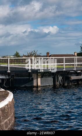 Inverness, Schottland, Großbritannien – Schleusen am Caledonian Canal in der Nähe des Muirtown Basin Stockfoto