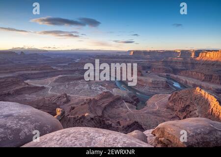 Blick auf den Canyon vom Dead Horse Point State Park, Utah, USA, Nordamerika Stockfoto