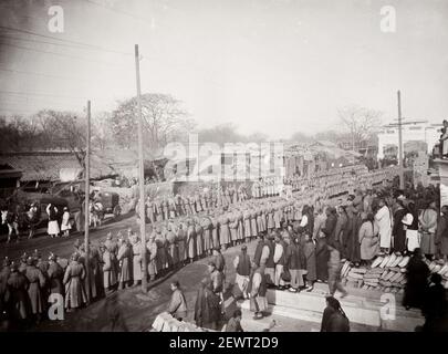 Jahrgang c,1900 Foto: Einweihung Ketteler Denkmal palou, Peking, Peking, China 1903 Stockfoto