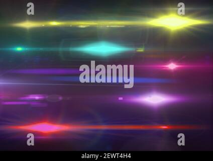 Leuchtende gelbe, blaue und rosa Lichtflecken und Lichtspuren auf schwarzem Hintergrund Stockfoto
