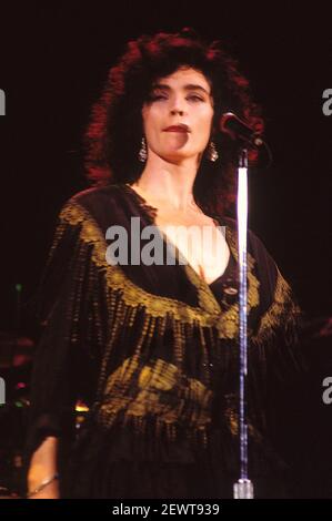 Alannah Myles leben im Town & Country Club. London, 10.06.1990 – weltweite Nutzung Stockfoto