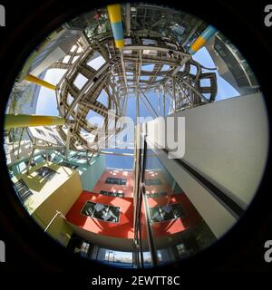 Der Innenhof des Ruvo Brain Health Center in Las Vegas, NV, entworfen von Frank Gehry Stockfoto