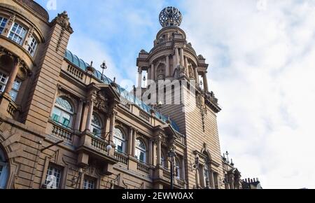 Außenansicht des London Coliseum Theatre, St Martin's Lane, West End Stockfoto