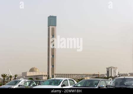 Minarett der Großen Moschee von Algier, das höchste Minarett der Welt, eine drittgrößte Moschee der Welt Stockfoto