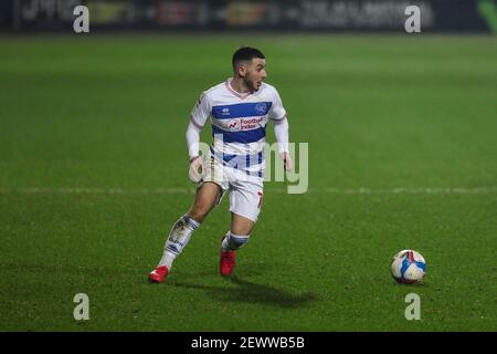 LONDON, ENGLAND. MÄRZ 3RD. QPRs Ilias Chair on the Ball während des Sky Bet Championship-Spiels zwischen Queens Park Rangers und Barnsley im Loftus Road Stadium, London am Mittwoch, 3rd. März 2021. (Kredit: Ian Randall, Mi News) Kredit: MI Nachrichten & Sport /Alamy Live Nachrichten Stockfoto