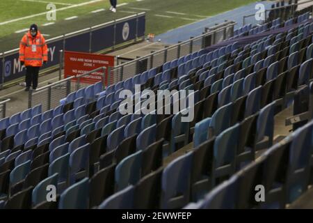 Manchester, Großbritannien. März 2021, 03rd. Leere Sitze während der UEFA Women's Champions League 16-Runde zwischen Manchester City und Fiorentina im Academy Stadium, Manchester, Großbritannien. Kredit: SPP Sport Presse Foto. /Alamy Live Nachrichten Stockfoto