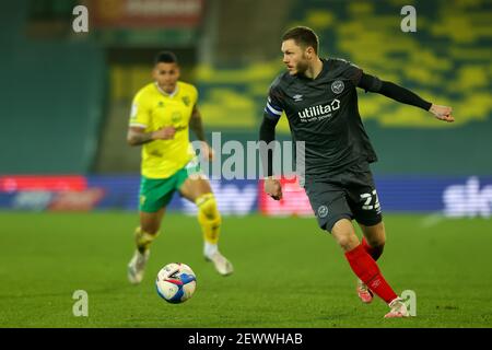 Norwich, Großbritannien. 3rd. März 2021; Carrow Road, Norwich, Norfolk, England, English Football League Championship Football, Norwich versus Brentford; Henrik Dalsgaard of Brentford Credit: Action Plus Sports Images/Alamy Live News Stockfoto