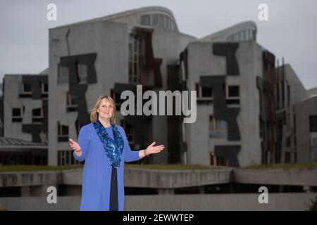 Edinburgh, Schottland, Großbritannien. März 2021, 3rd. Im Bild: Michelle Ballantyne MSP Scottish Leader of Reform UK und MSP für den Süden Schottlands. Michelle ist eine ehemalige Abgeordnete der schottischen Konservativen und Unionistischen Partei, wo sie vor kurzem ihre Mitgliedschaft aus der Partei zurückgetreten hat. Sie tritt der britischen Reform Party bei, die von Nigel Farage und Catherine Blaiklock mit dem erklärten Ziel gegründet wurde, für den Brexit zu werben.Kredit: Colin Fisher/Alamy Live News Stockfoto