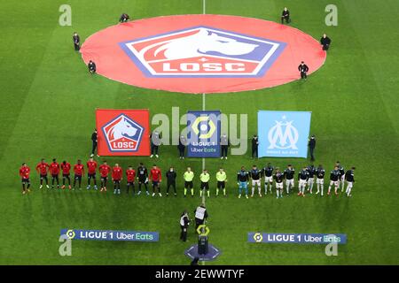 Präsentation Teams LOSC und Marseille während der französischen Meisterschaft Ligue 1 Fußballspiel zwischen Lille OSC und Olympique de Marseille am 3. März 2021 im Pierre Mauroy Stadion in Villeneuve-d'Ascq bei Lille, Frankreich - Foto Laurent Sanson / LS Medianord / DPPI / LiveMedia Stockfoto