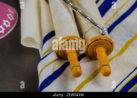 Tag der jüdischen Feiertage Symbole Gebet Schal tallit, Gebet tora Buch Stockfoto